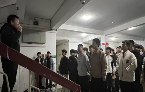 9f0e6b81e21aaf856fcd6b865e8386cb